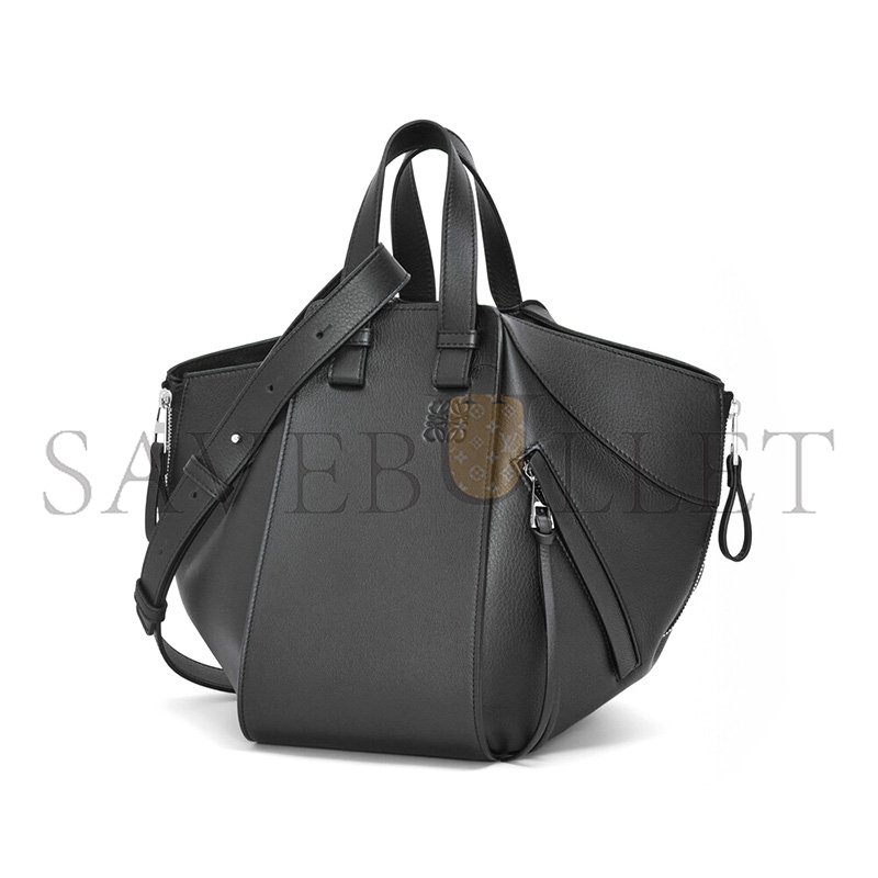 LOEWE SMALL HAMMOCK BAG IN CLASSIC CALFSKIN 387.30.S35 (30*25*13.5cm) LOEWE SMALL HAMMOCK BAG IN CLASSIC CALFSKIN 387.30.S35 (30*25*13.5cm)